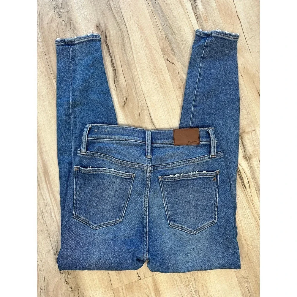 Madewell 9” high rise skinny jeans - Picture 8 of 11